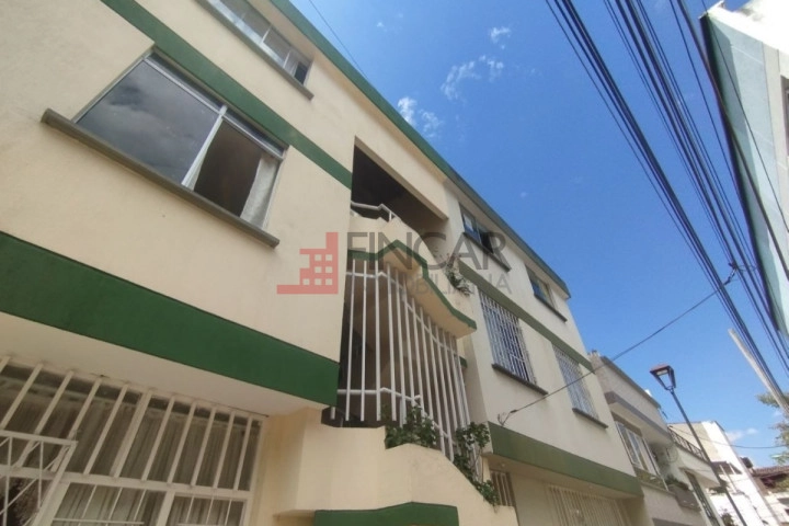 Calle 103B # 13D- 18