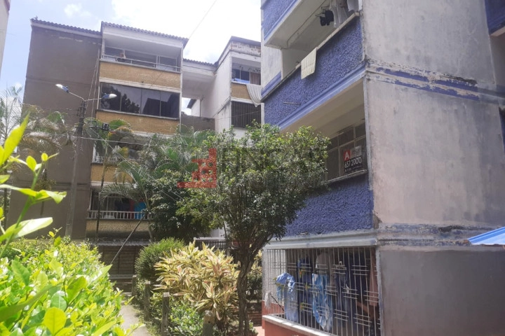 Bucarica Sector 10 Bloque 10-12