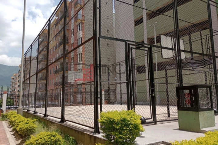 Calle 22 # 15-38