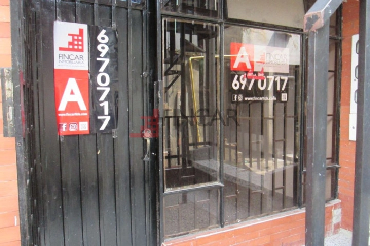 Diagonal 8b # 20a-30