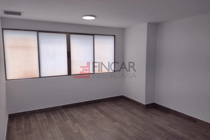 Calle 47 # 29-33