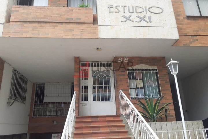 Calle 21 # 29-25