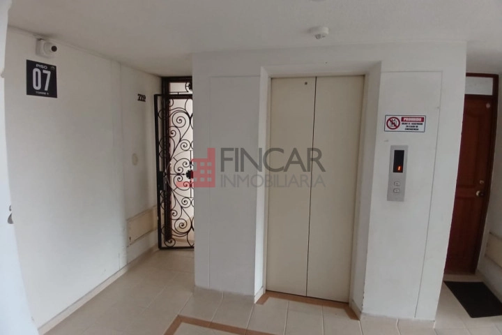Calle 61 # 10-150