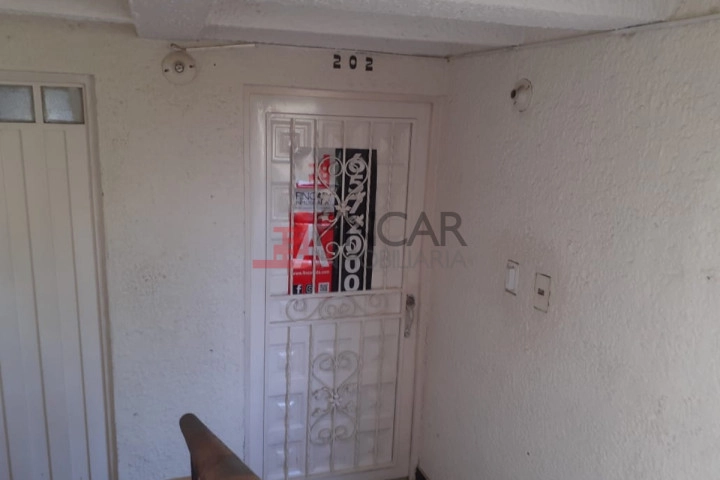 Calle 60 # 8w-92