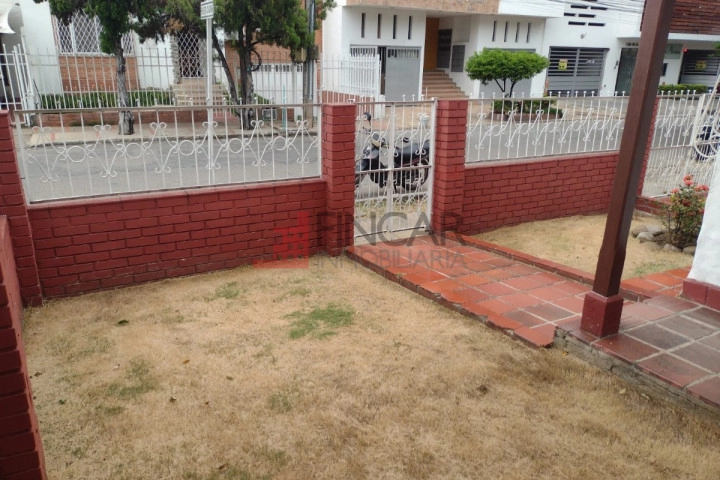 Calle 106 # 24-108