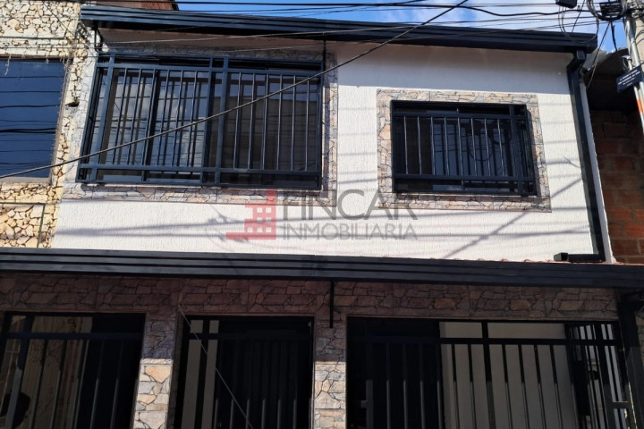 Calle 104e # 5-13