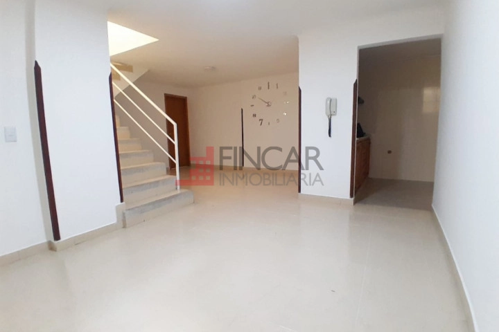 Calle 50 # 25-30