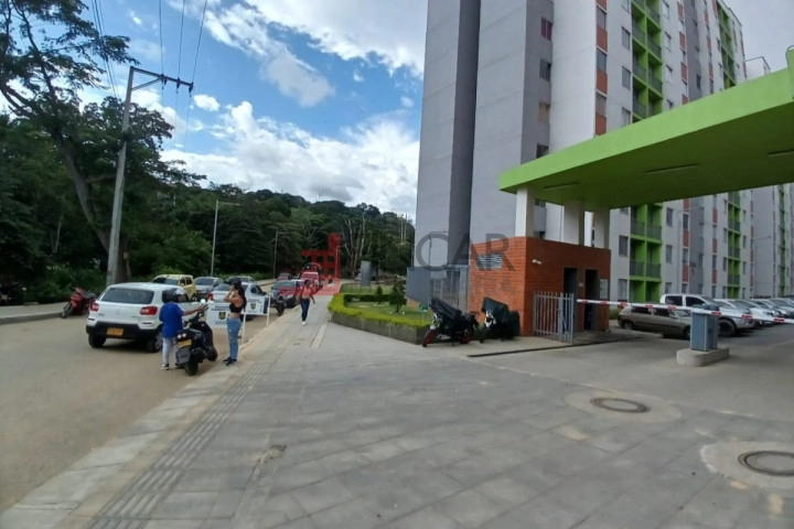 Carrera 15 # 89-51