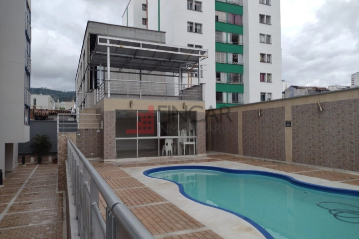 Calle 15 # 25-46