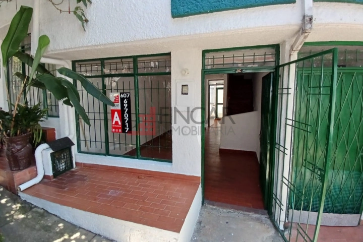 Avenida El Tejar # 104-25