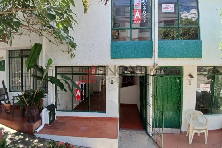 Avenida El Tejar # 104-25