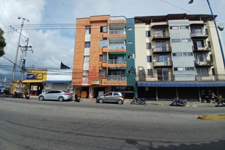 Calle 45 # 1 occidente - 04