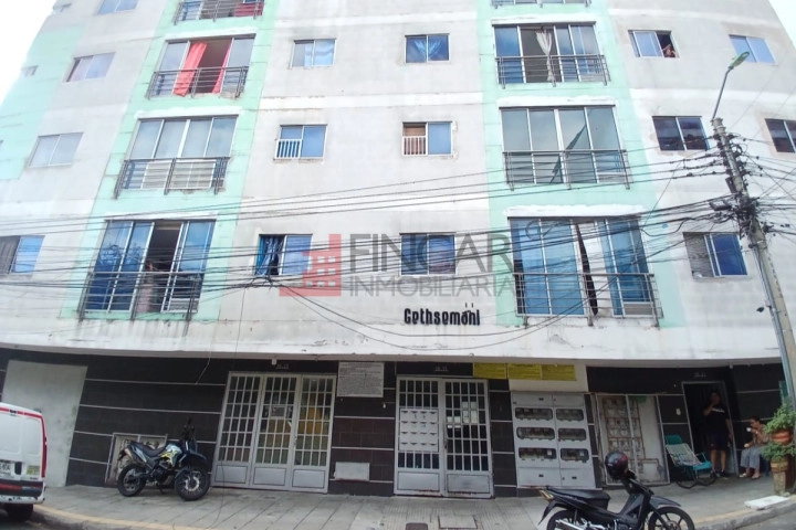Calle 9a # 16-15