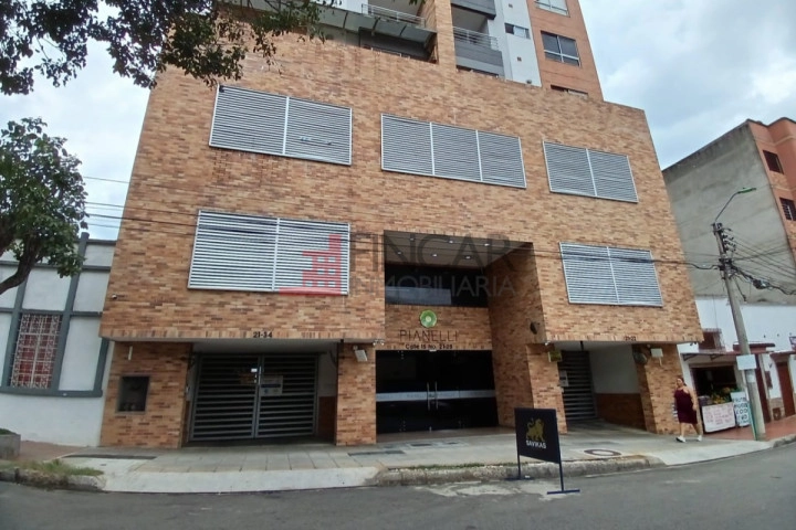 Calle 15 # 21-28