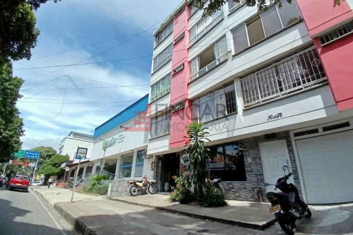 Calle 56 # 28-53