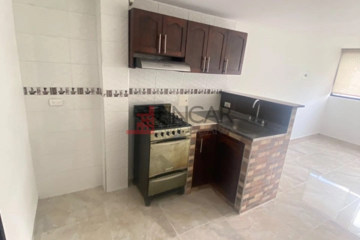 CR 33A # 14 46