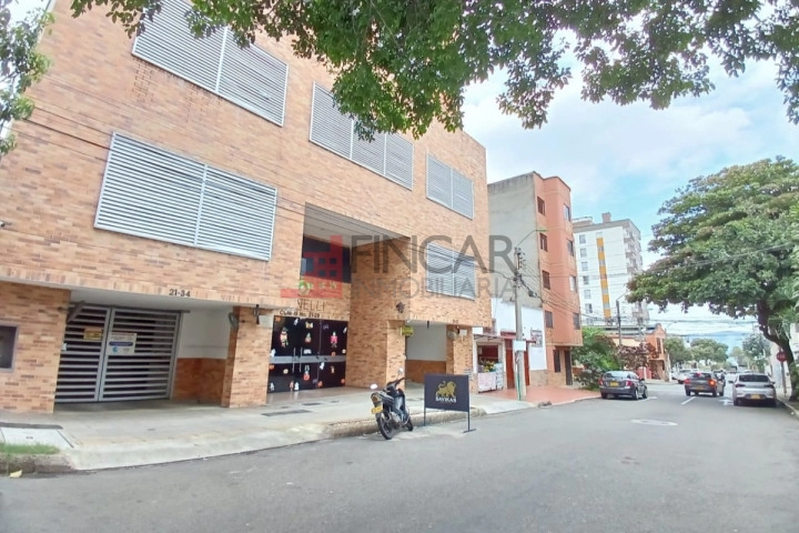 Calle 15 #21- 28