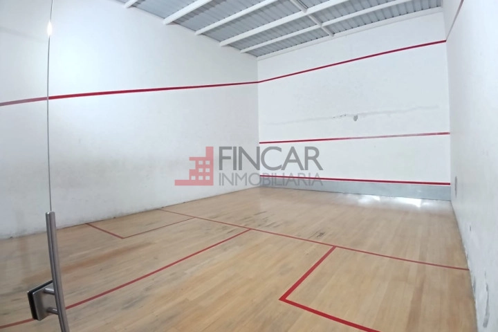 Via Pamplona 1-97