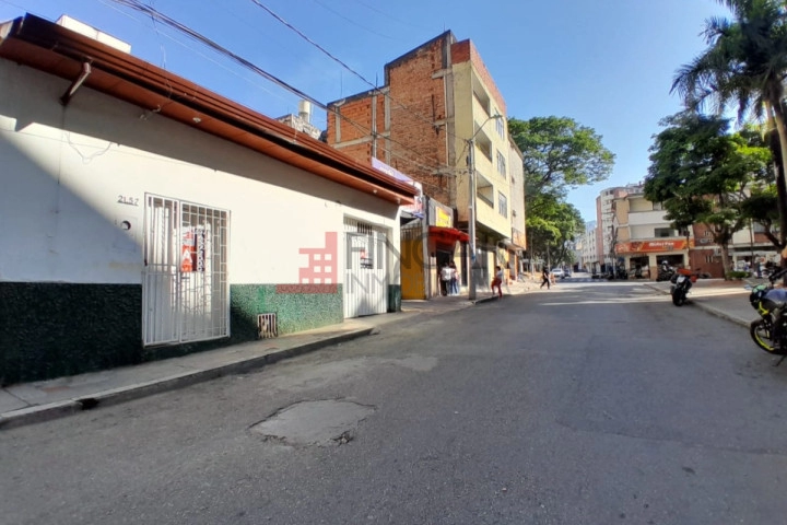 Calle 39 # 21-57