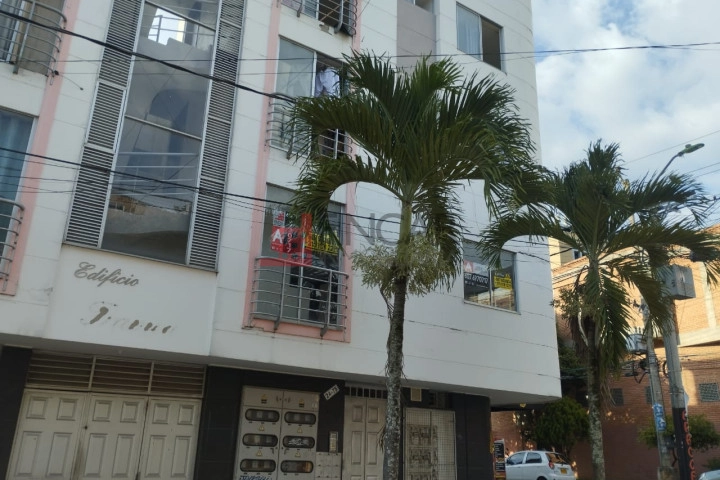 calle 8 # 24 - 75 apartamento 201