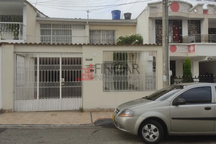 Calle 102 # 21-146