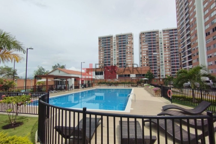 CALLE 195 # 27 - 236